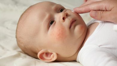 الأسباب الشائعة لحساسية الجلد عند الأطفال وكيفية التعامل معها بشكل صحيح