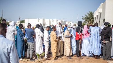 الموريتانيون يرفضون استقدام لاجئين من مخيمات تندوف إلى مكاتب التصويت