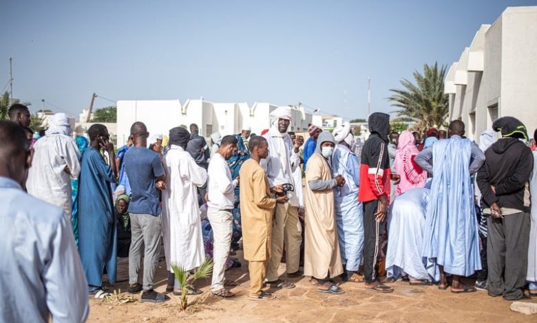 الموريتانيون يرفضون استقدام لاجئين من مخيمات تندوف إلى مكاتب التصويت